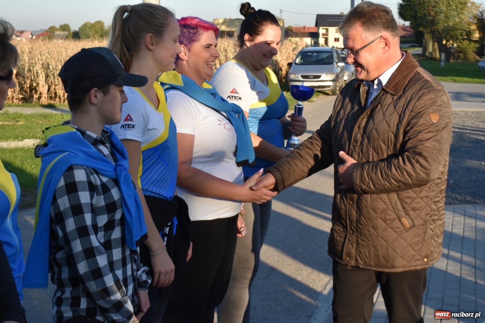Zdjęcie w galerii na portalu naszraciborz.pl: Polscy i czescy strażacy rywalizowali w Rudyszwałdzie [FOTO] wiadomości z regionu