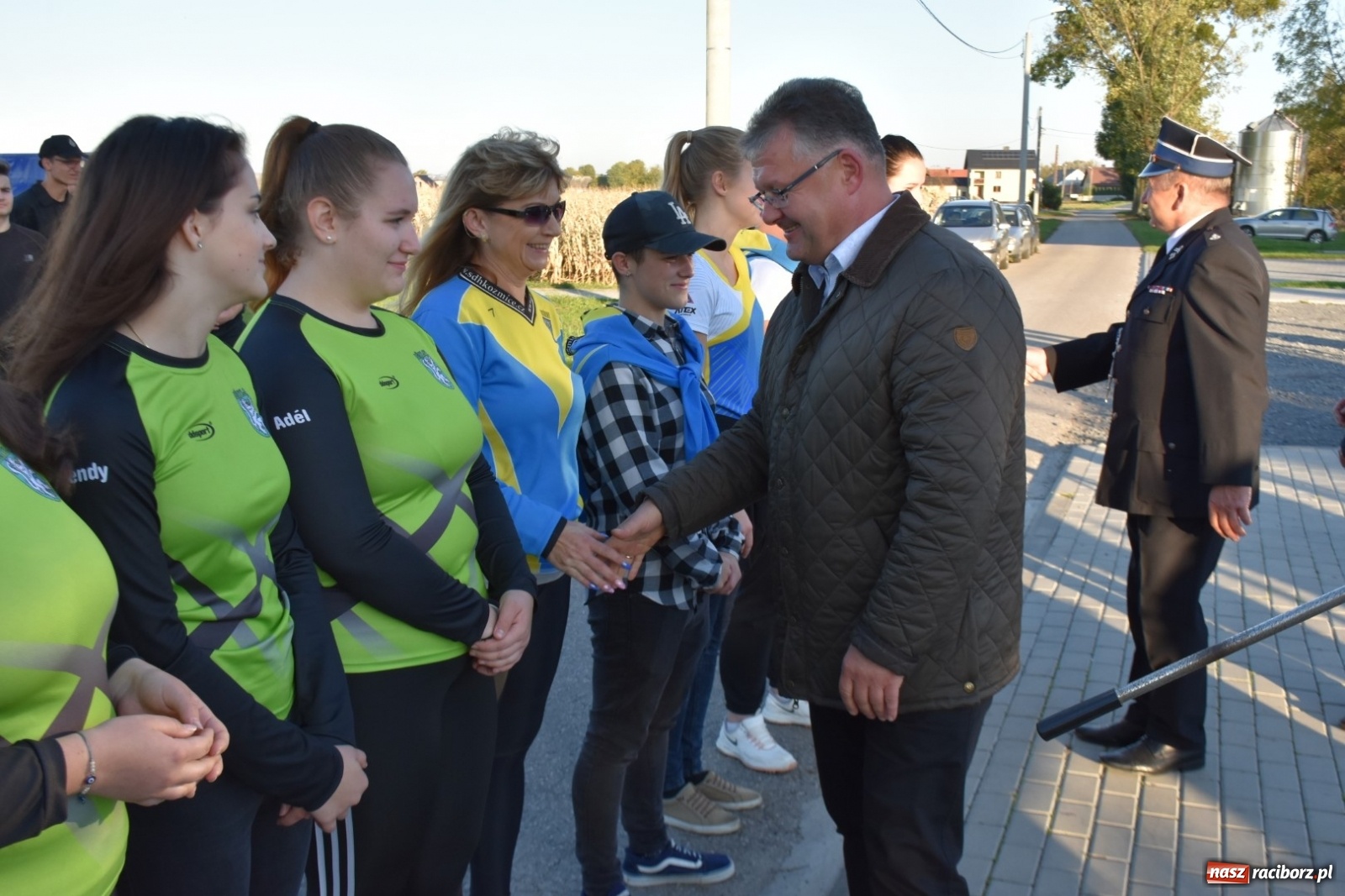 Zdjęcie w galerii na portalu naszraciborz.pl: Polscy i czescy strażacy rywalizowali w Rudyszwałdzie [FOTO] wiadomości z regionu