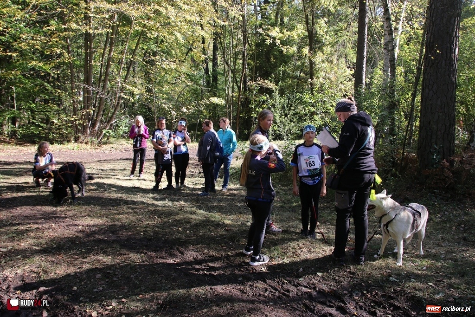 Zdjęcie w galerii na portalu naszraciborz.pl: Międzynarodowe Wyścigi Psich Zaprzęgów Szczekowyje w Buku  wiadomości z regionu
