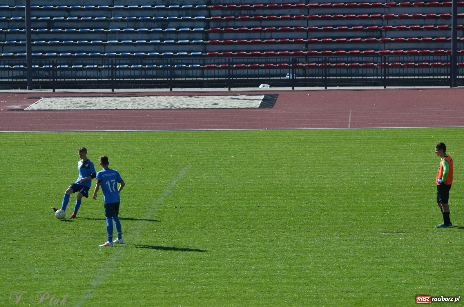 Zdjęcie w galerii na portalu naszraciborz.pl: Juniorzy Unii polegli z kretesem wiadomości z regionu