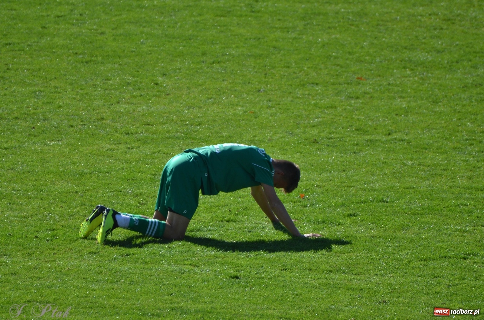 Zdjęcie w galerii na portalu naszraciborz.pl: Juniorzy Unii polegli z kretesem wiadomości z regionu