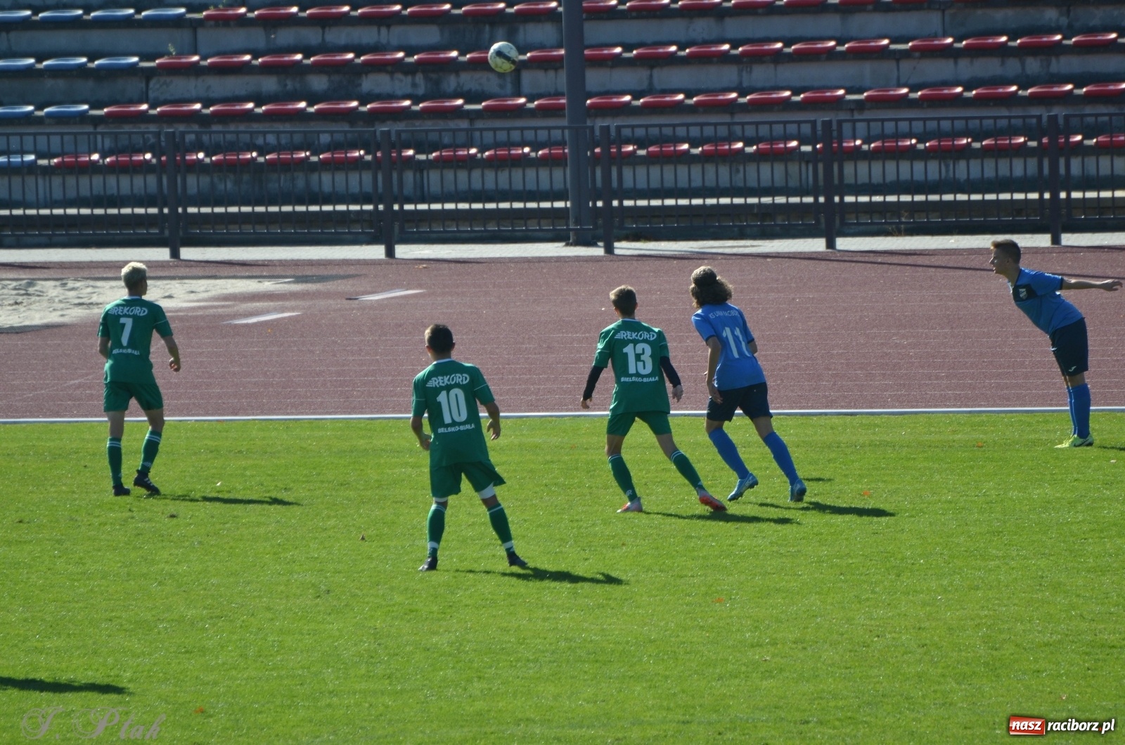 Zdjęcie w galerii na portalu naszraciborz.pl: Juniorzy Unii polegli z kretesem wiadomości z regionu
