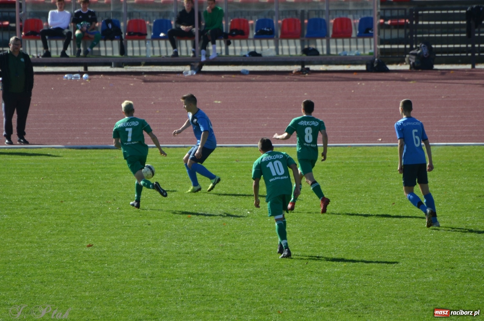 Zdjęcie w galerii na portalu naszraciborz.pl: Juniorzy Unii polegli z kretesem wiadomości z regionu