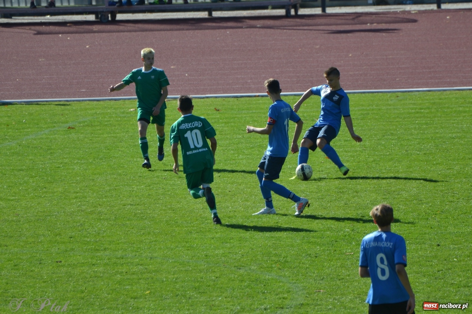Zdjęcie w galerii na portalu naszraciborz.pl: Juniorzy Unii polegli z kretesem wiadomości z regionu