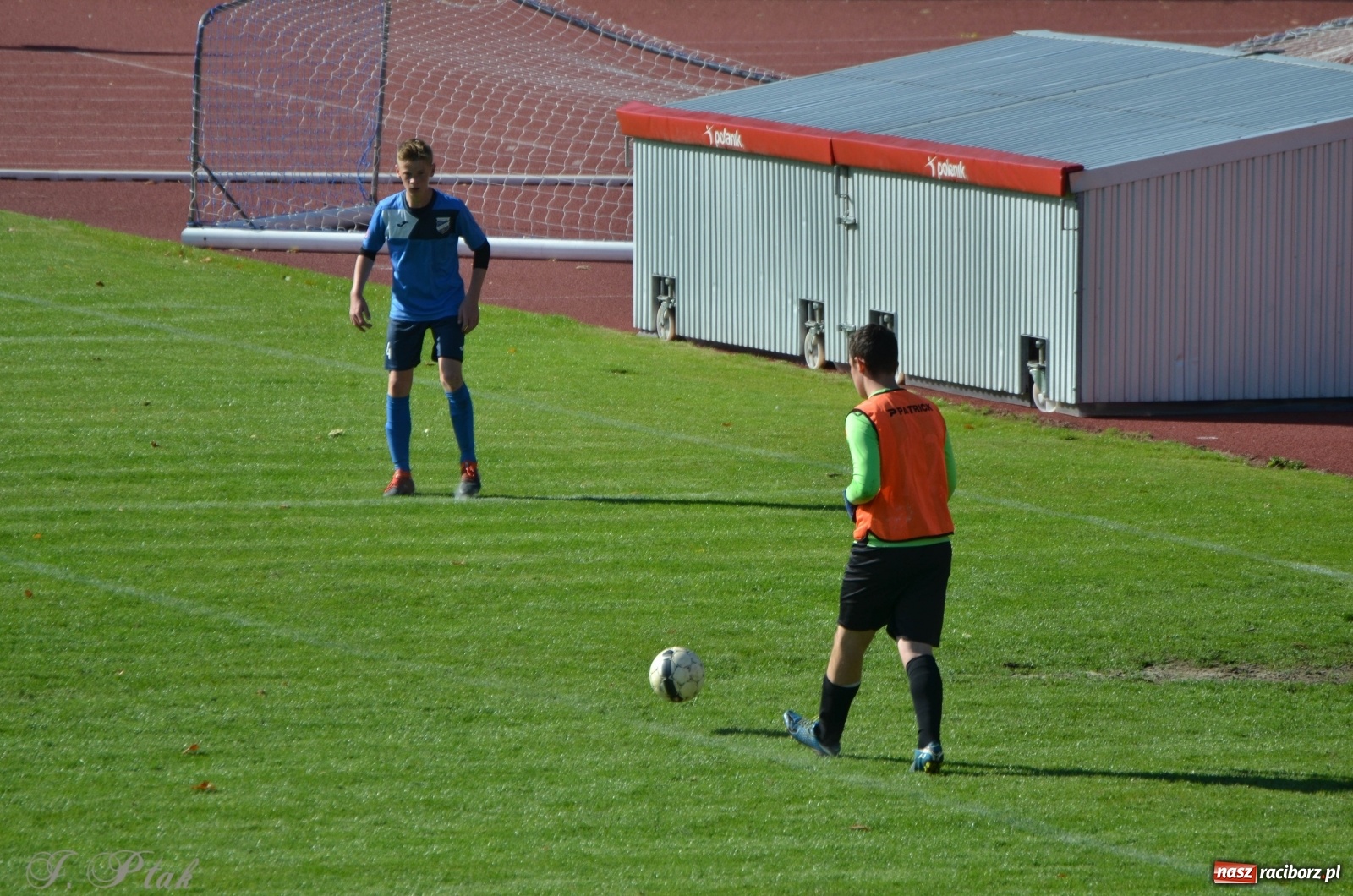 Zdjęcie w galerii na portalu naszraciborz.pl: Juniorzy Unii polegli z kretesem wiadomości z regionu