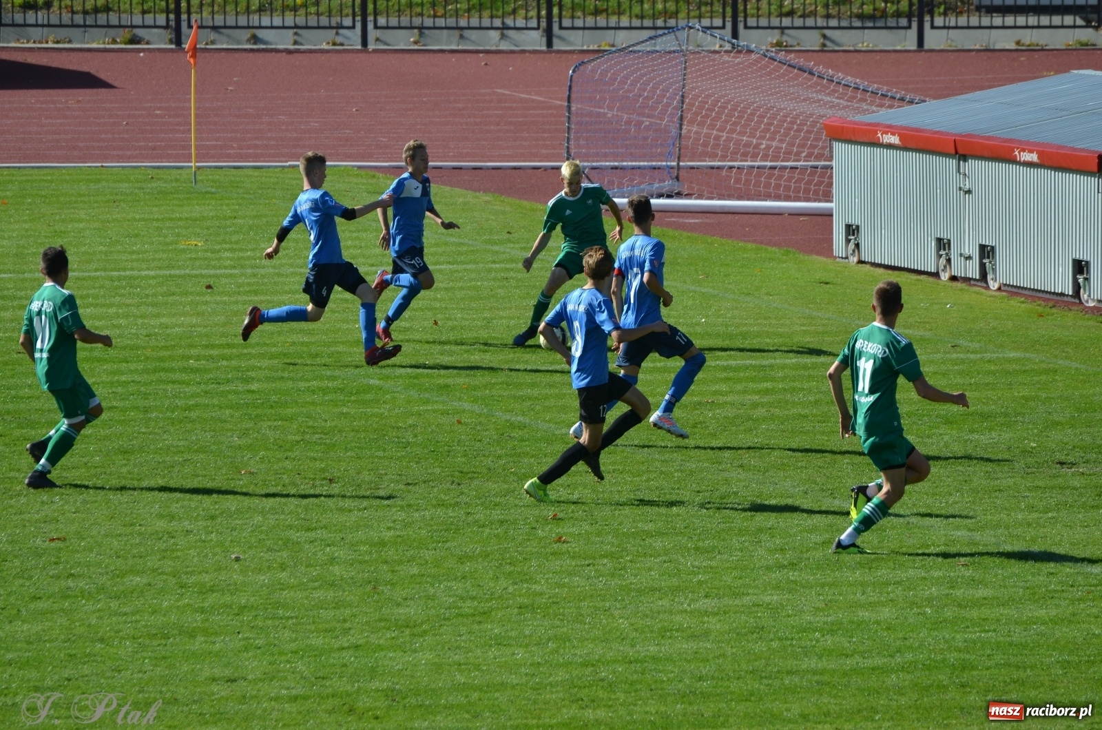 Zdjęcie w galerii na portalu naszraciborz.pl: Juniorzy Unii polegli z kretesem wiadomości z regionu