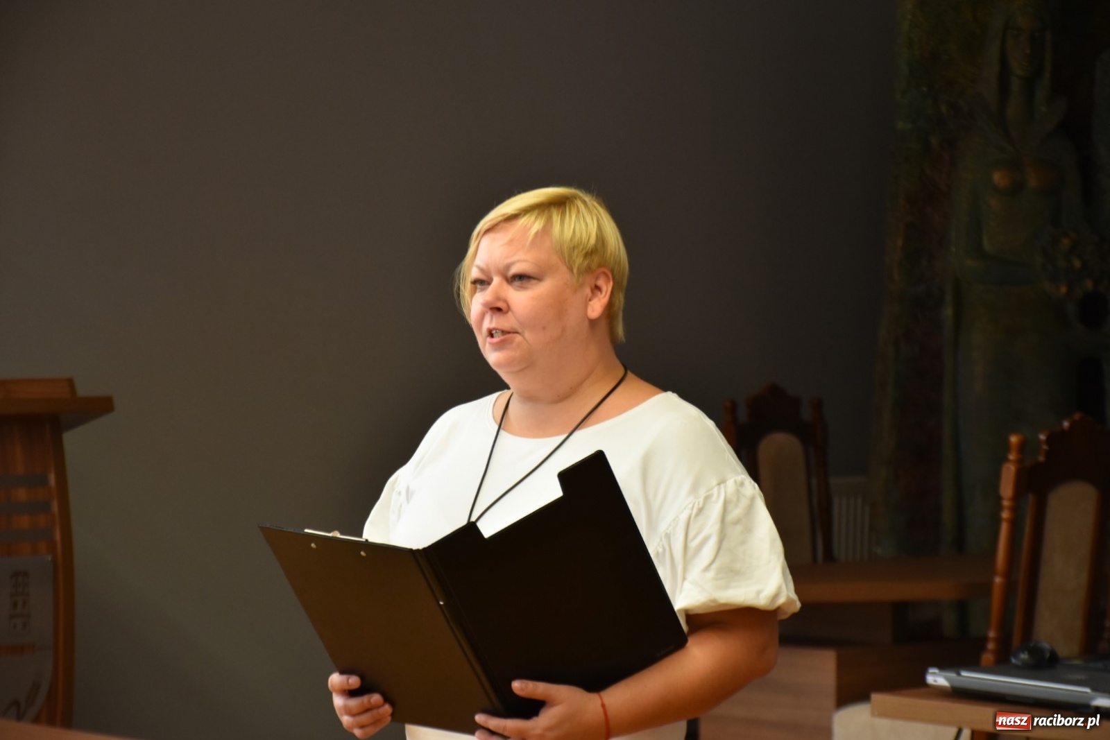 Zdjęcie w galerii na portalu naszraciborz.pl: Najmłodsi żacy gminy Krzyżanowice odebrali indeksy  wiadomości z regionu