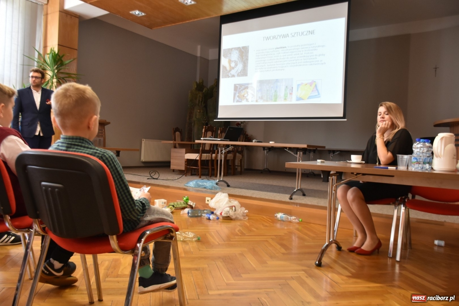 Zdjęcie w galerii na portalu naszraciborz.pl: Najmłodsi żacy gminy Krzyżanowice odebrali indeksy  wiadomości z regionu