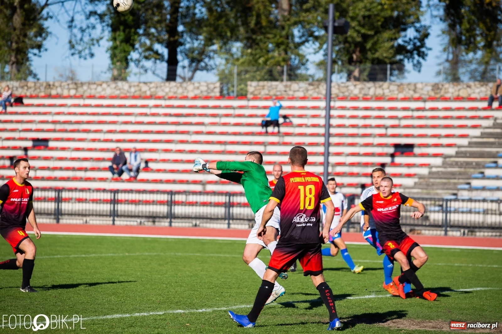 Zdjęcie w galerii na portalu naszraciborz.pl: Unia Płomień pokonała i na siódme miejsce awansowała [FOTO] wiadomości z regionu