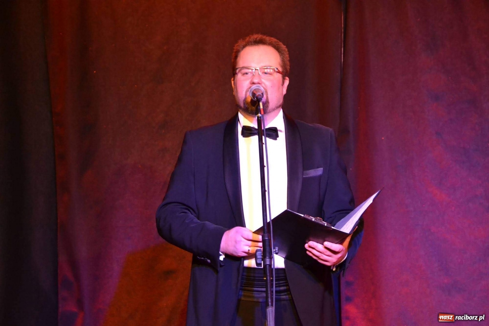 Zdjęcie w galerii na portalu naszraciborz.pl: Przeboje światowe zagościły na zamku wiadomości z regionu