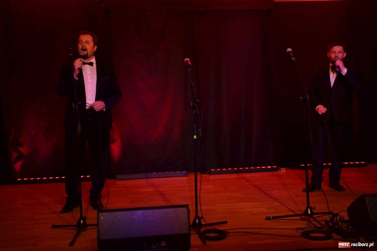 Zdjęcie w galerii na portalu naszraciborz.pl: Przeboje światowe zagościły na zamku wiadomości z regionu