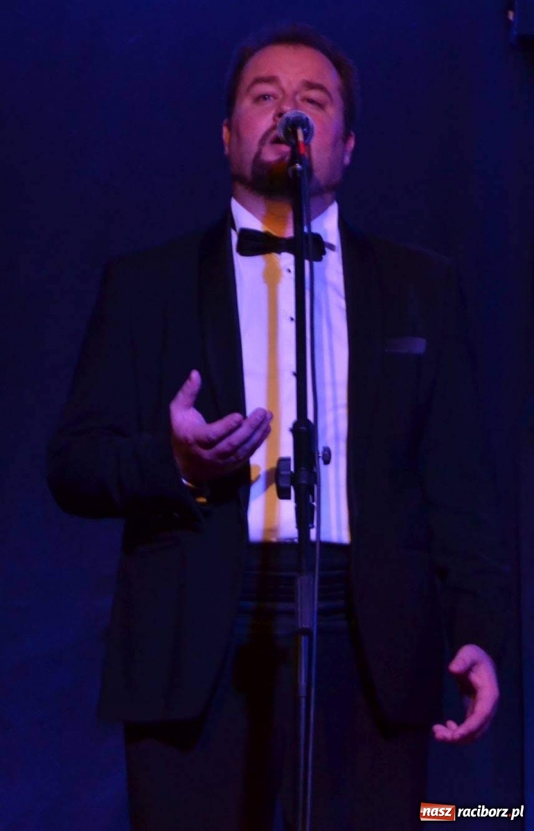 Zdjęcie w galerii na portalu naszraciborz.pl: Przeboje światowe zagościły na zamku wiadomości z regionu