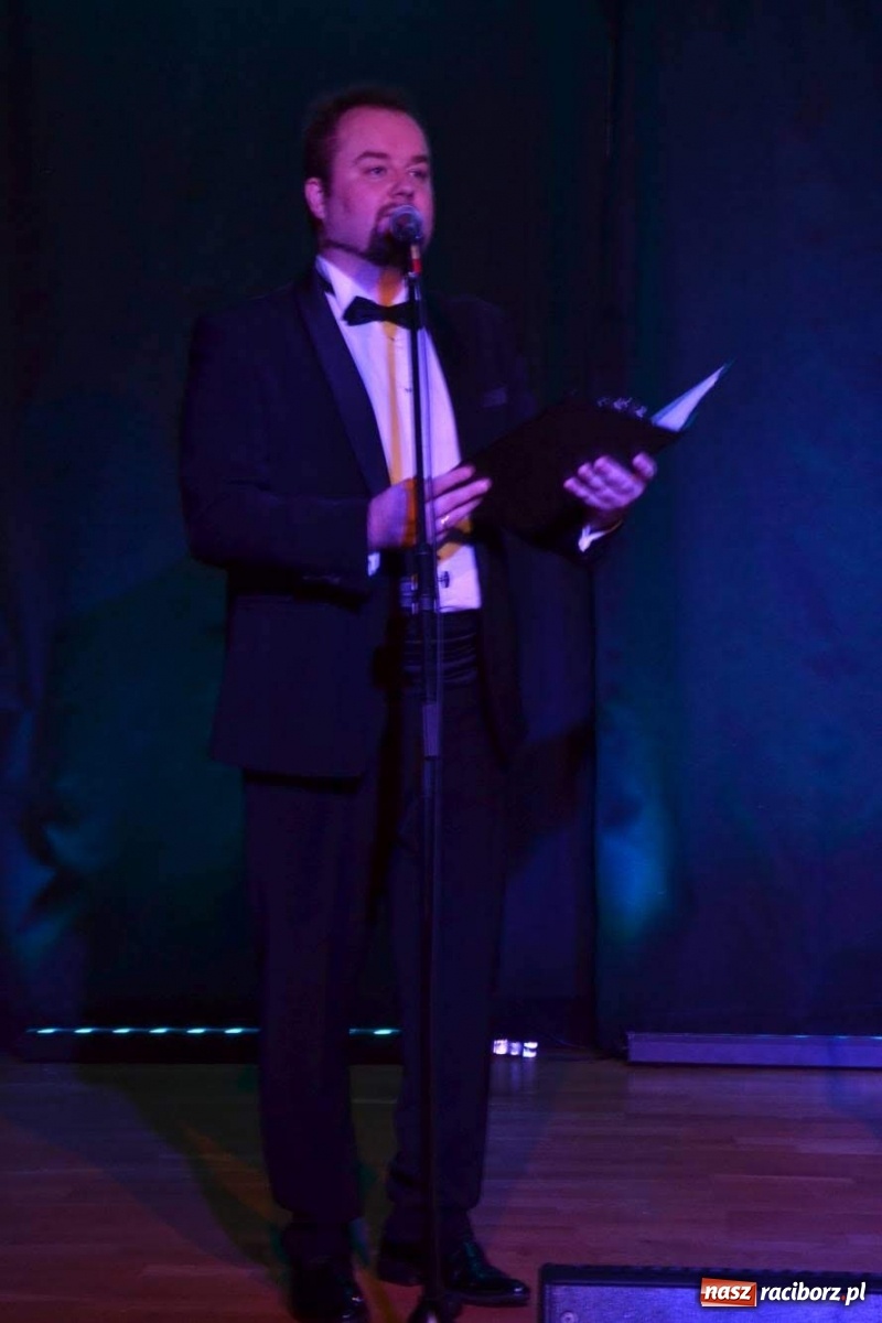 Zdjęcie w galerii na portalu naszraciborz.pl: Przeboje światowe zagościły na zamku wiadomości z regionu