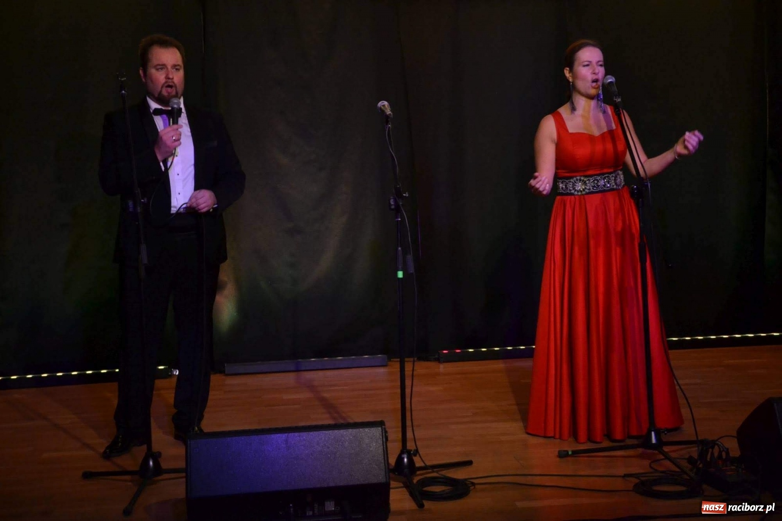 Zdjęcie w galerii na portalu naszraciborz.pl: Przeboje światowe zagościły na zamku wiadomości z regionu