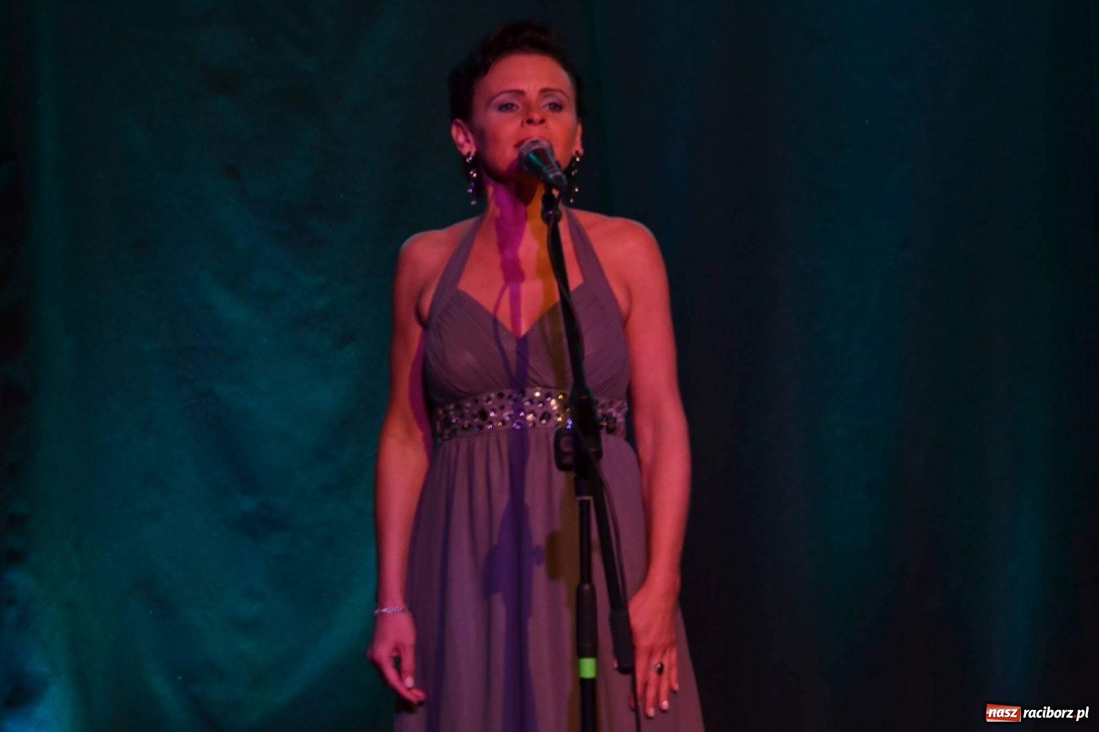 Zdjęcie w galerii na portalu naszraciborz.pl: Przeboje światowe zagościły na zamku wiadomości z regionu