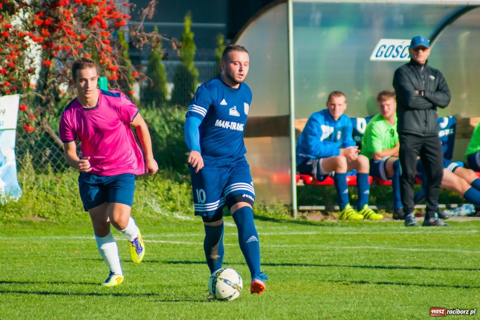 Zdjęcie w galerii na portalu naszraciborz.pl: Klasa okręgowa. Słabe derby dla Nędzy [FOTO i WIDEO] wiadomości z regionu