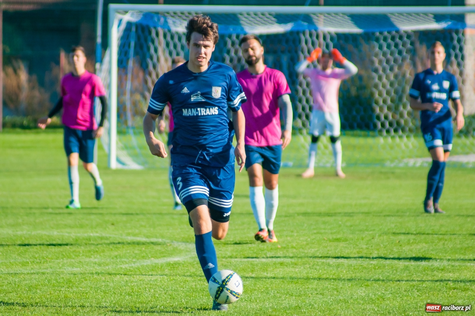 Zdjęcie w galerii na portalu naszraciborz.pl: Klasa okręgowa. Słabe derby dla Nędzy [FOTO i WIDEO] wiadomości z regionu