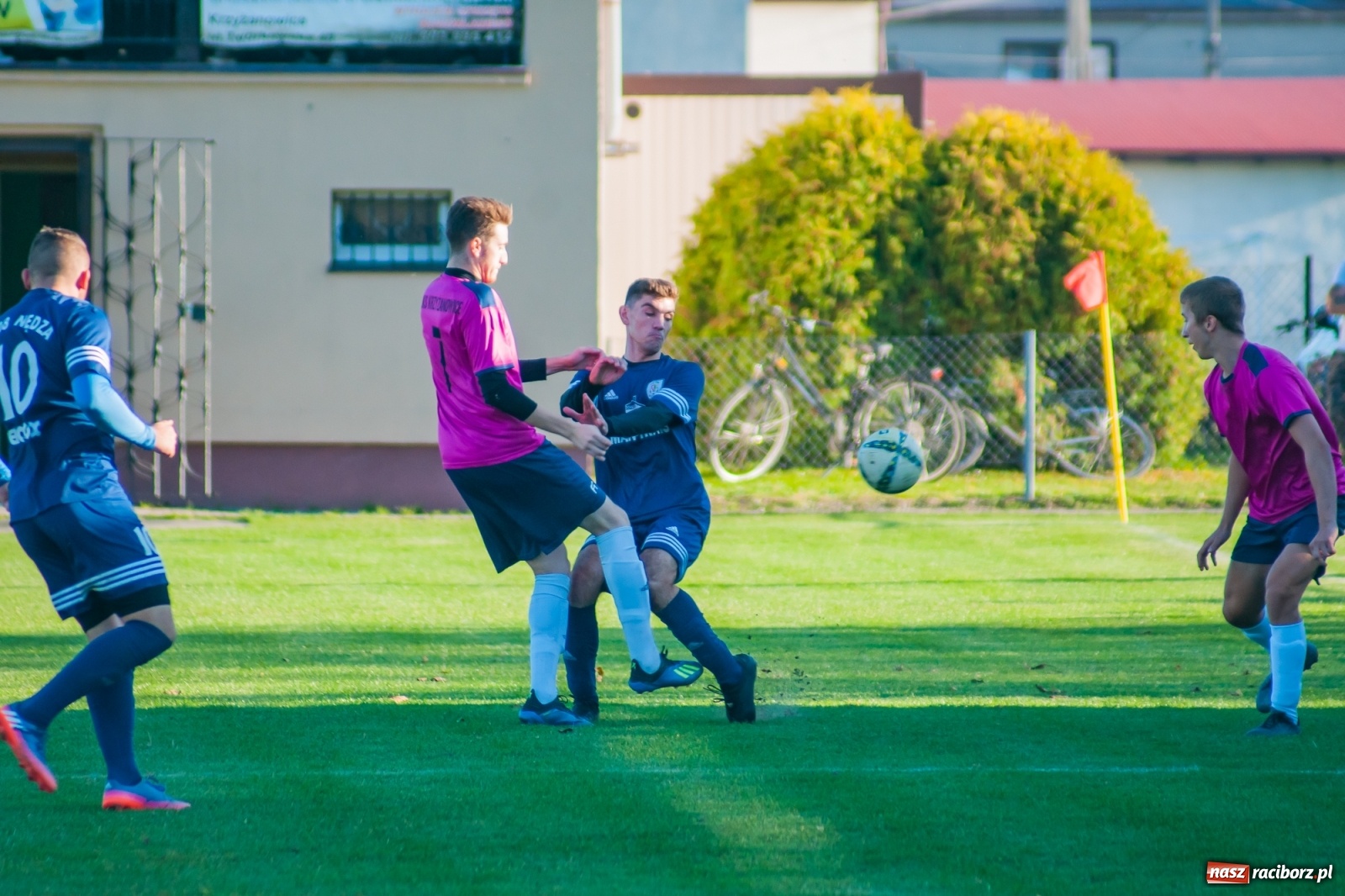 Zdjęcie w galerii na portalu naszraciborz.pl: Klasa okręgowa. Słabe derby dla Nędzy [FOTO i WIDEO] wiadomości z regionu