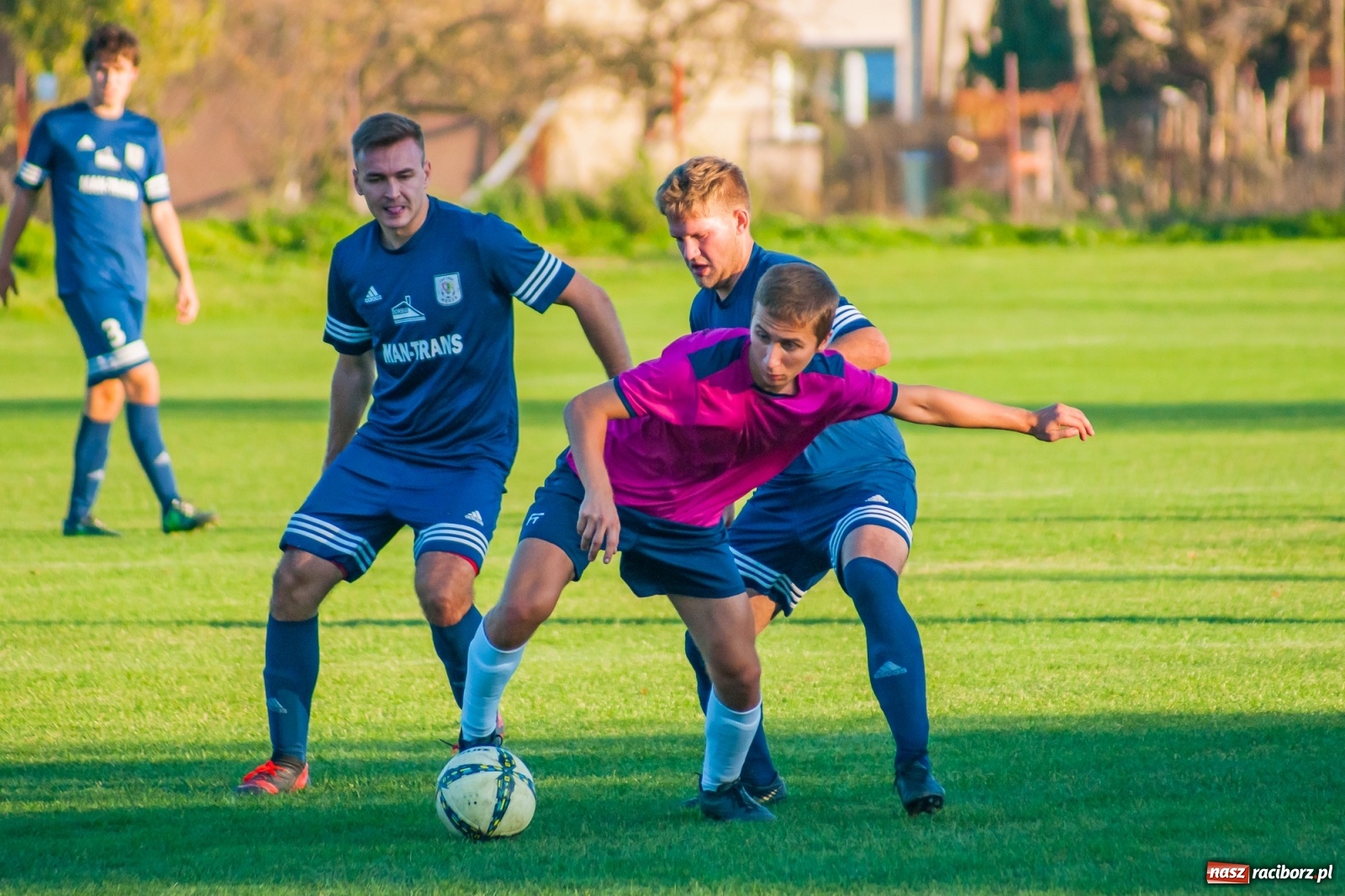 Zdjęcie w galerii na portalu naszraciborz.pl: Klasa okręgowa. Słabe derby dla Nędzy [FOTO i WIDEO] wiadomości z regionu