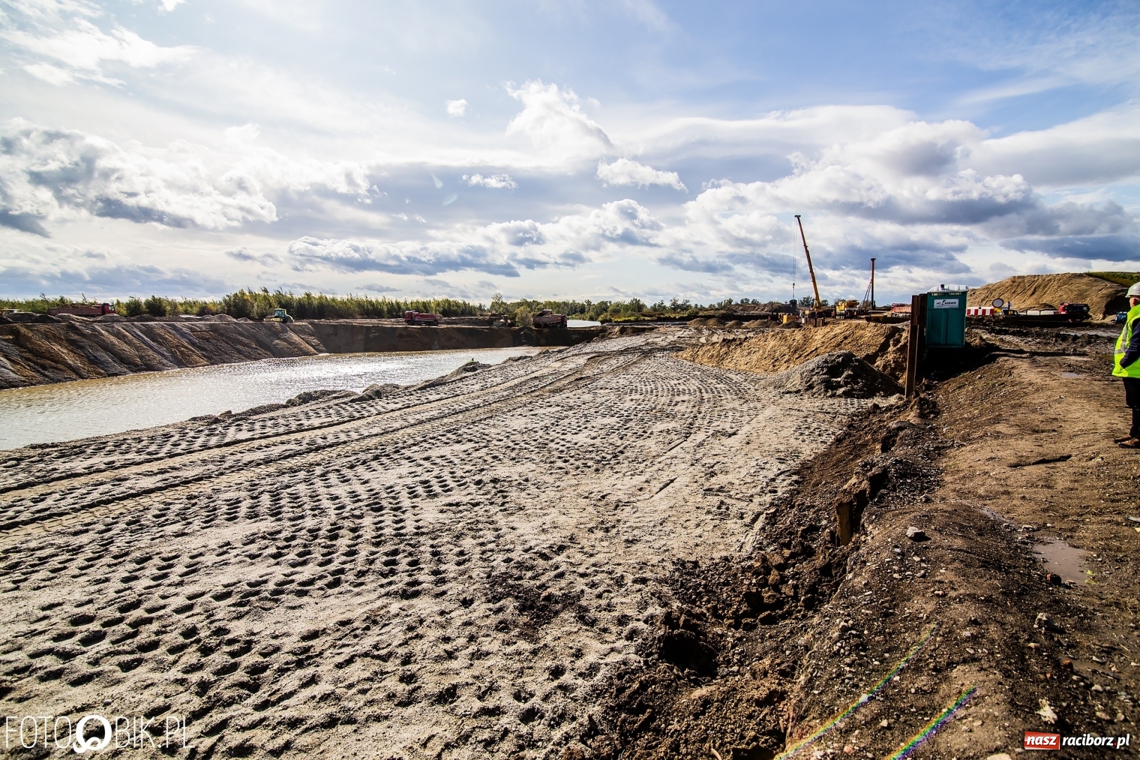 Zdjęcie w galerii na portalu naszraciborz.pl: Trwa zasypywanie starej Ulgi [FOTO] wiadomości z regionu