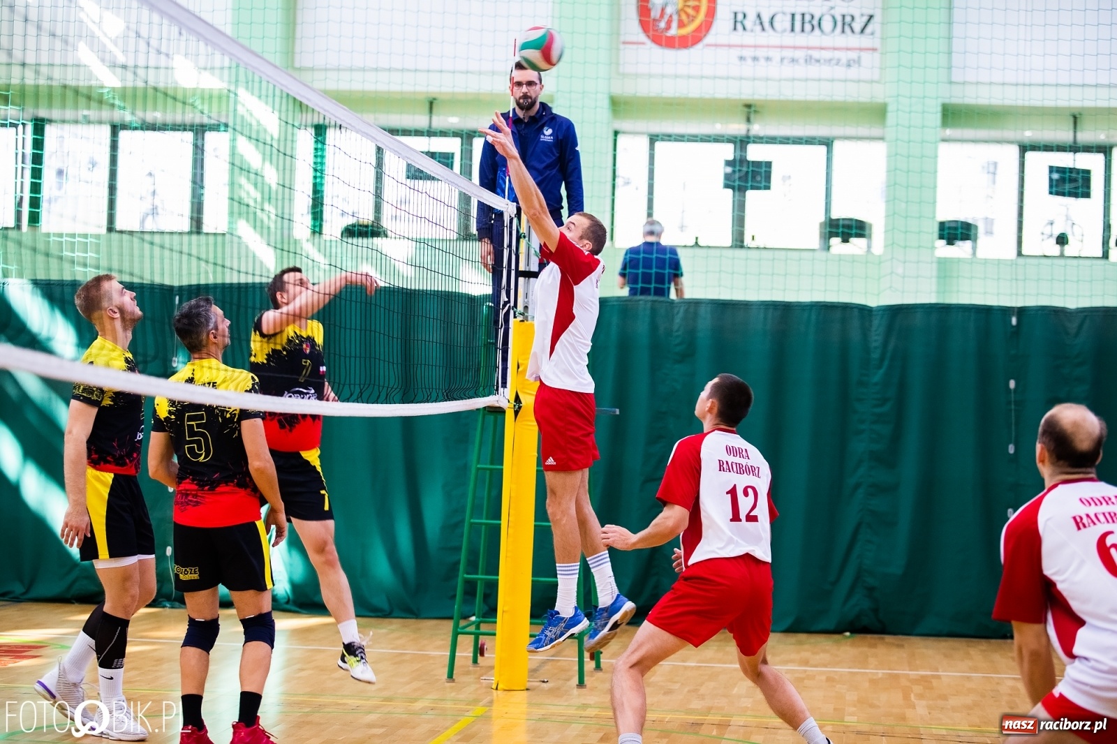 Zdjęcie w galerii na portalu naszraciborz.pl: Mistrzostwa Polski Niesłyszących w Piłce Siatkowej wiadomości z regionu