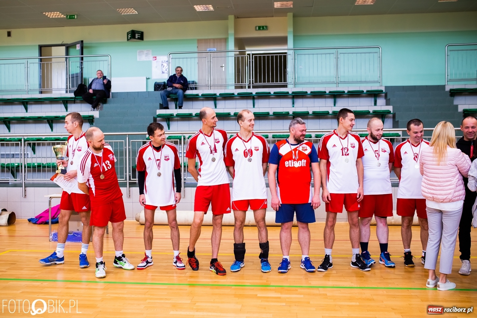 Zdjęcie w galerii na portalu naszraciborz.pl: Mistrzostwa Polski Niesłyszących w Piłce Siatkowej wiadomości z regionu