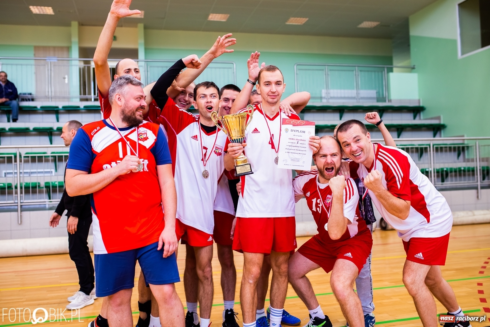 Zdjęcie w galerii na portalu naszraciborz.pl: Mistrzostwa Polski Niesłyszących w Piłce Siatkowej wiadomości z regionu