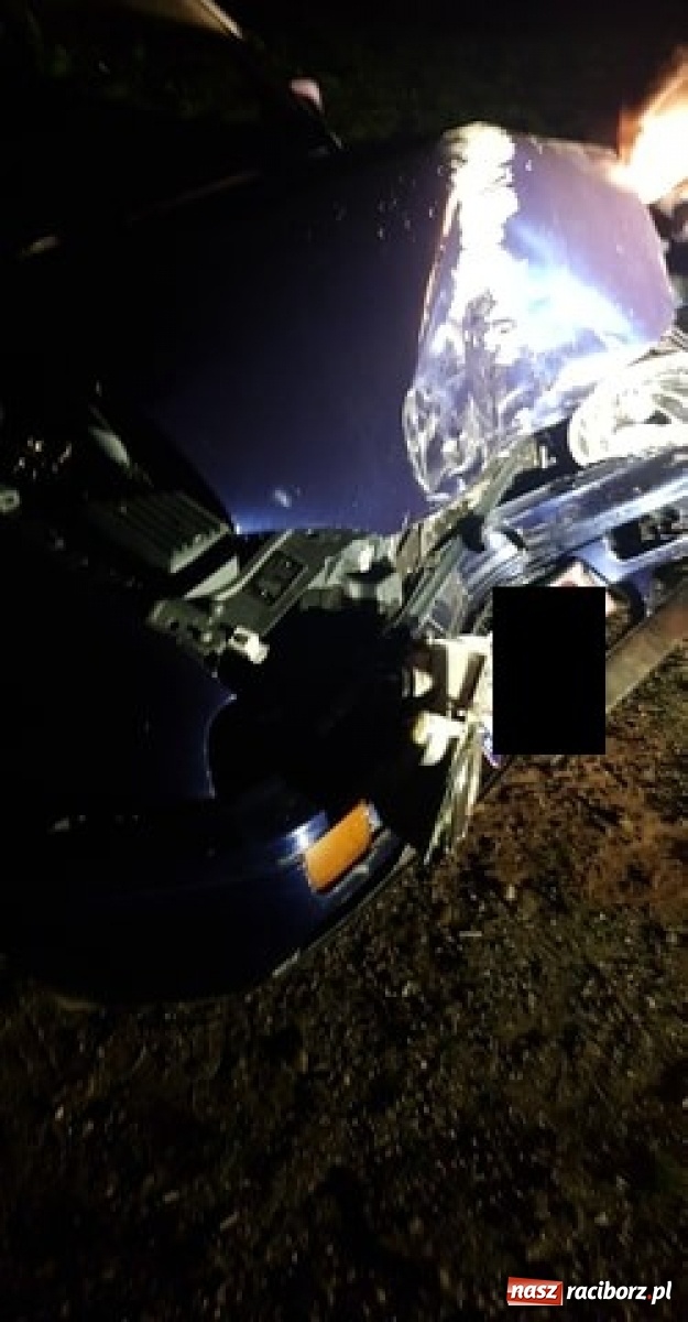 Zdjęcie w galerii na portalu naszraciborz.pl: Raciborzanin sprawcą kraksy przy polderze. Dochodzi tu do nielegalnych wyścigów wiadomości z regionu