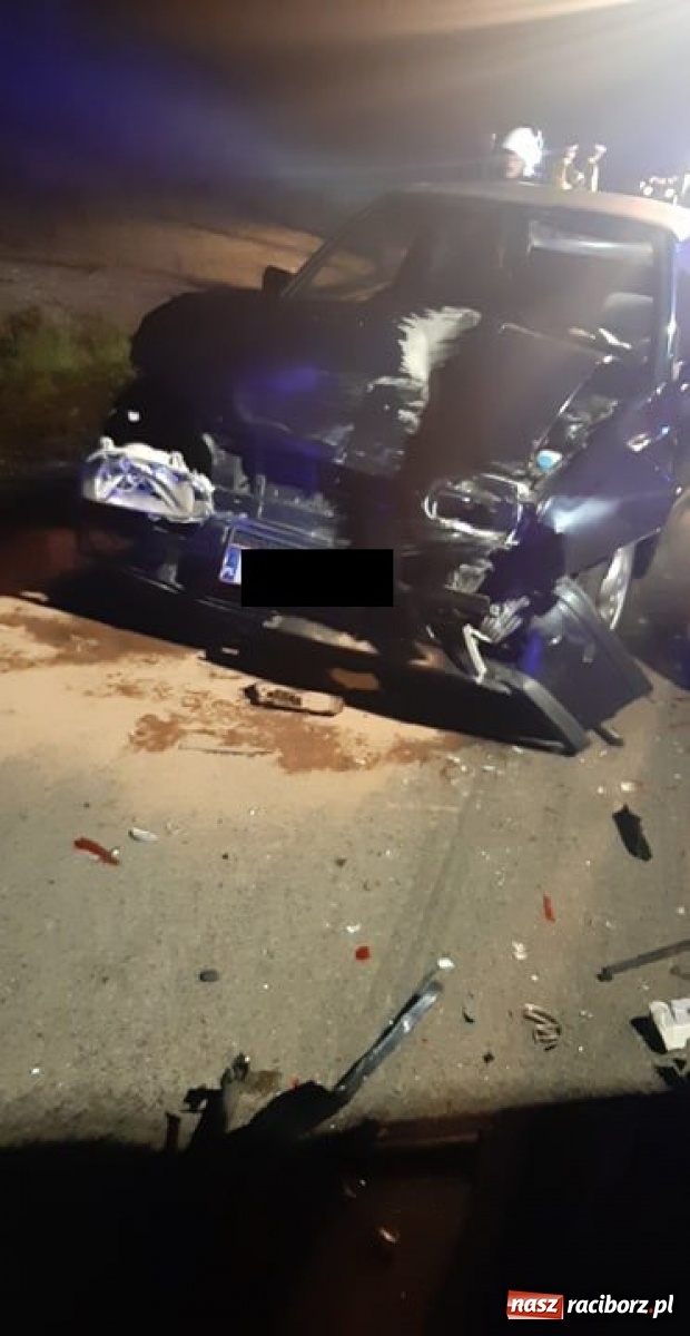 Zdjęcie w galerii na portalu naszraciborz.pl: Raciborzanin sprawcą kraksy przy polderze. Dochodzi tu do nielegalnych wyścigów wiadomości z regionu