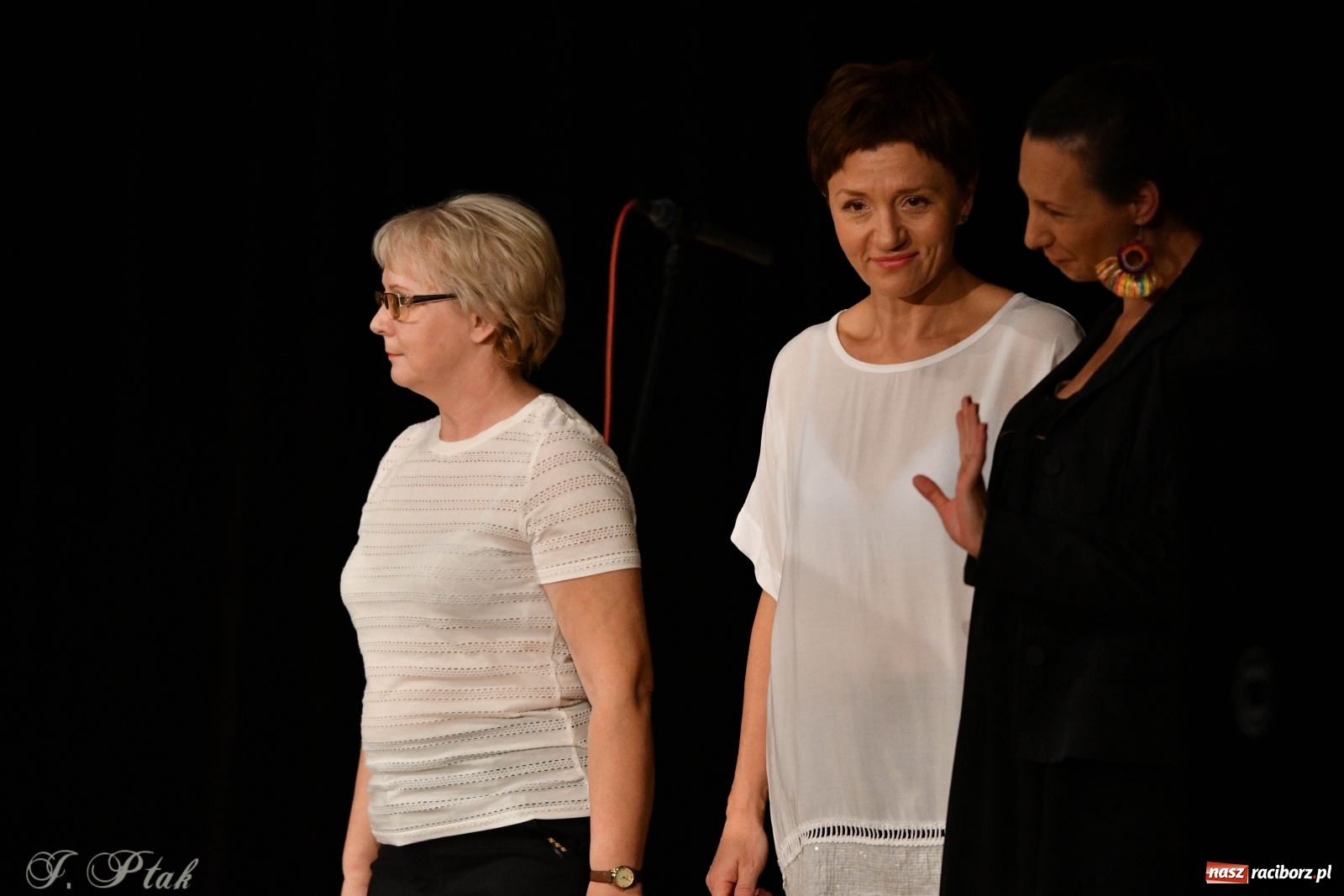 Zdjęcie w galerii na portalu naszraciborz.pl: Gospelowo na Dzień Edukacji Narodowej  wiadomości z regionu