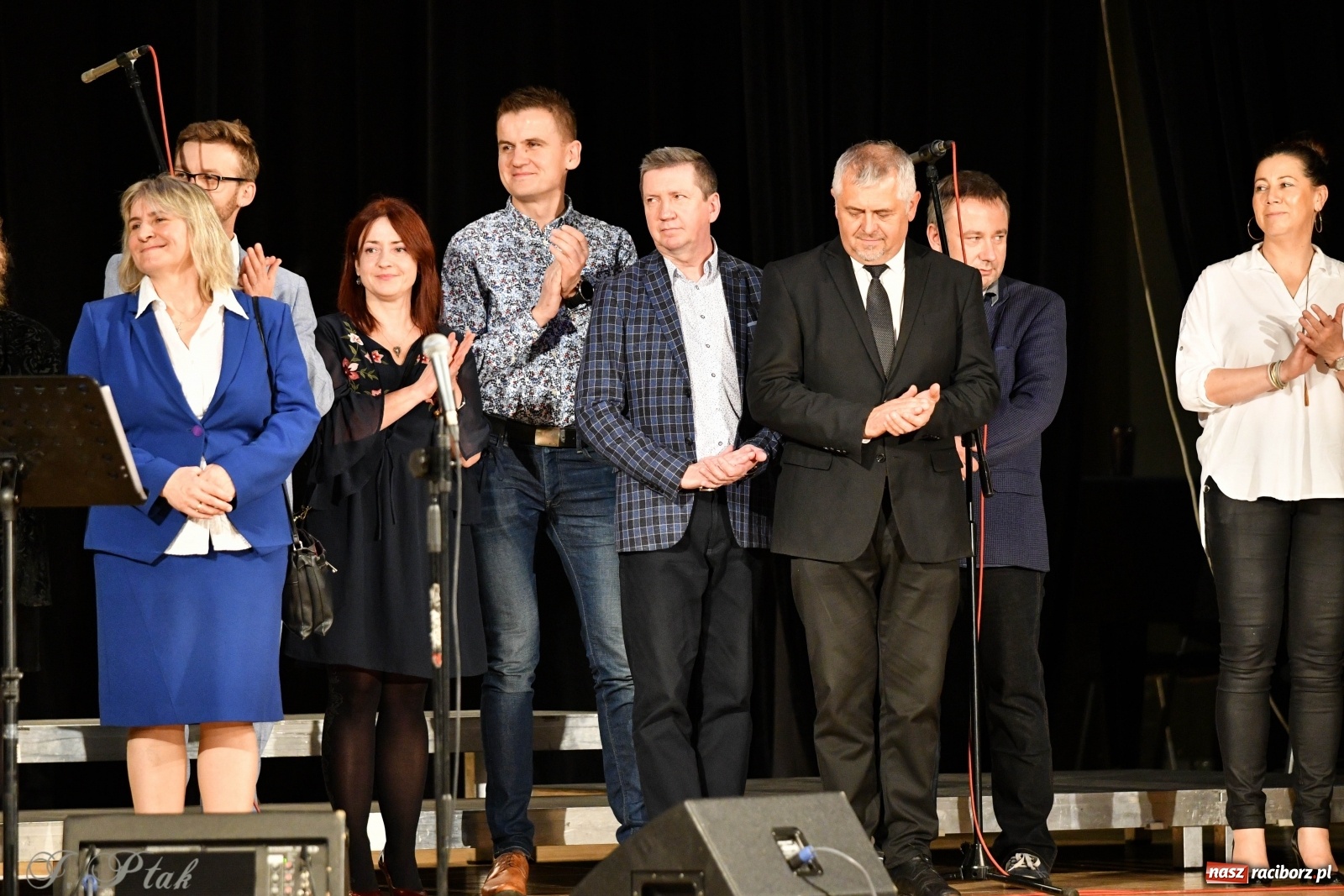 Zdjęcie w galerii na portalu naszraciborz.pl: Gospelowo na Dzień Edukacji Narodowej  wiadomości z regionu