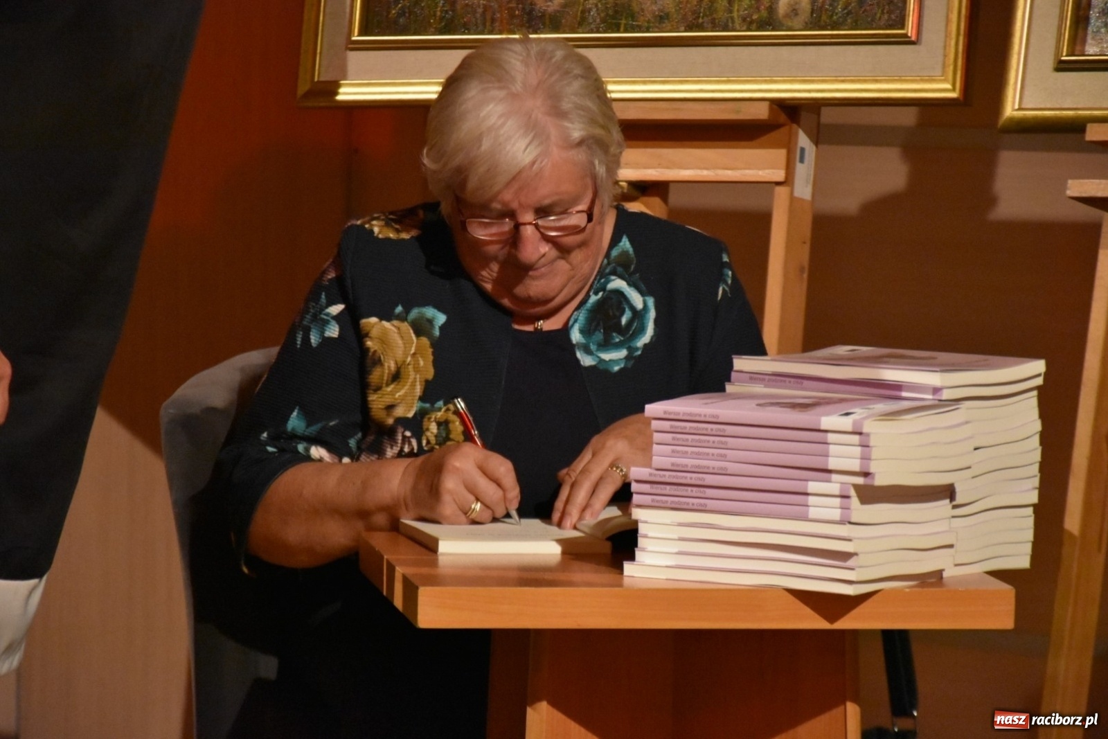 Zdjęcie w galerii na portalu naszraciborz.pl: Wieczór pełen sztuki w Tworkowie  wiadomości z regionu