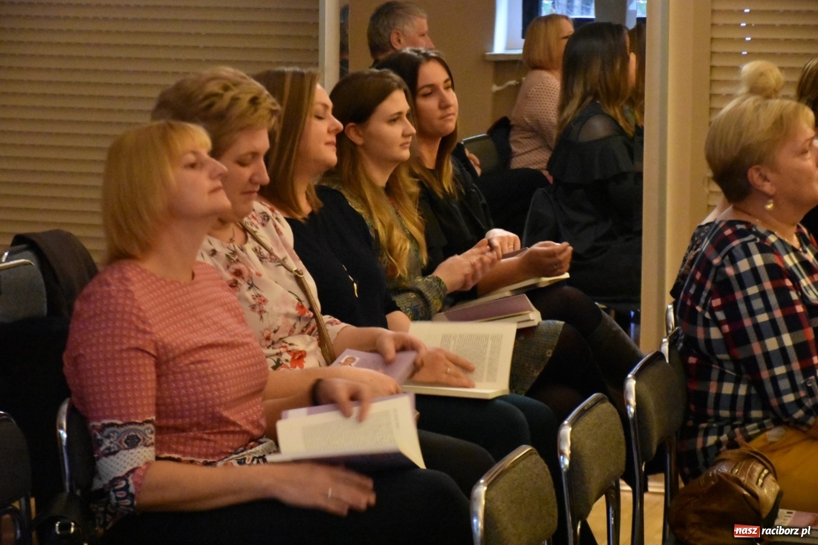 Zdjęcie w galerii na portalu naszraciborz.pl: Wieczór pełen sztuki w Tworkowie  wiadomości z regionu