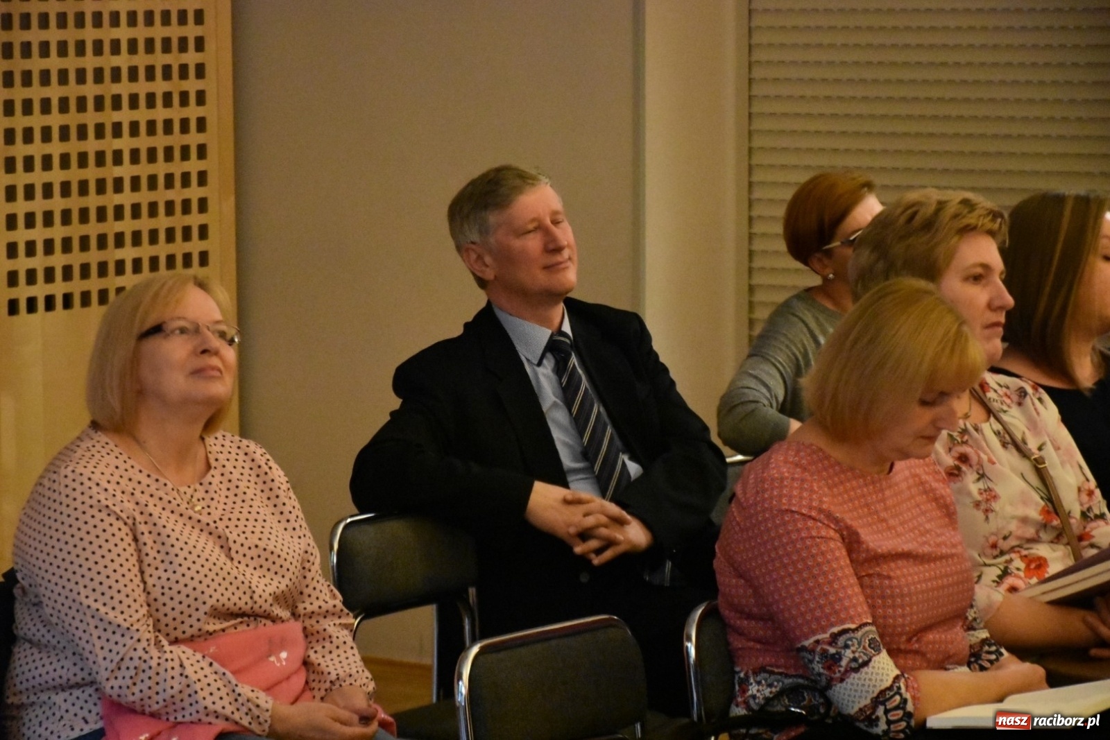 Zdjęcie w galerii na portalu naszraciborz.pl: Wieczór pełen sztuki w Tworkowie  wiadomości z regionu