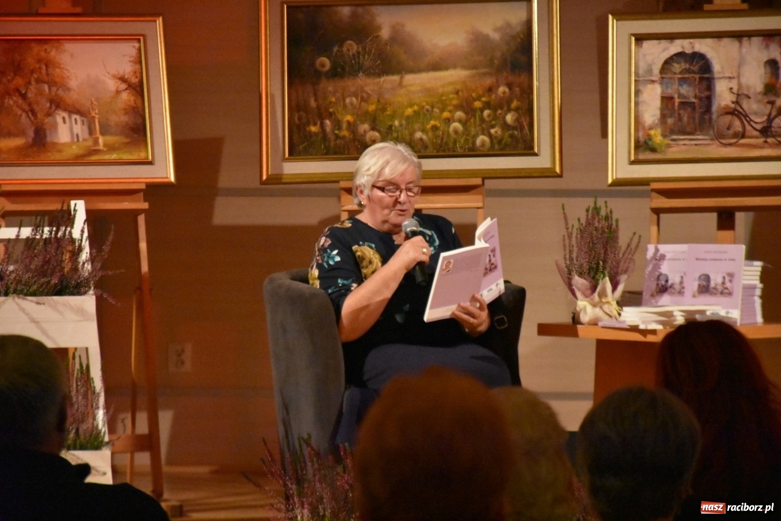 Zdjęcie w galerii na portalu naszraciborz.pl: Wieczór pełen sztuki w Tworkowie  wiadomości z regionu