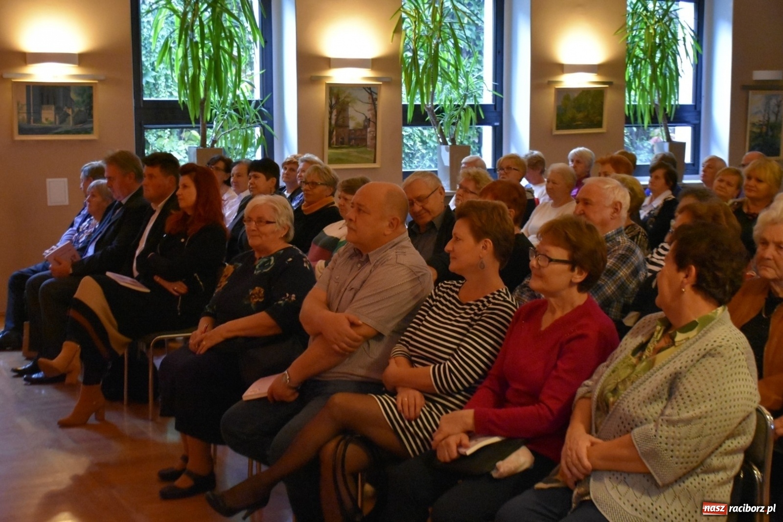 Zdjęcie w galerii na portalu naszraciborz.pl: Wieczór pełen sztuki w Tworkowie  wiadomości z regionu