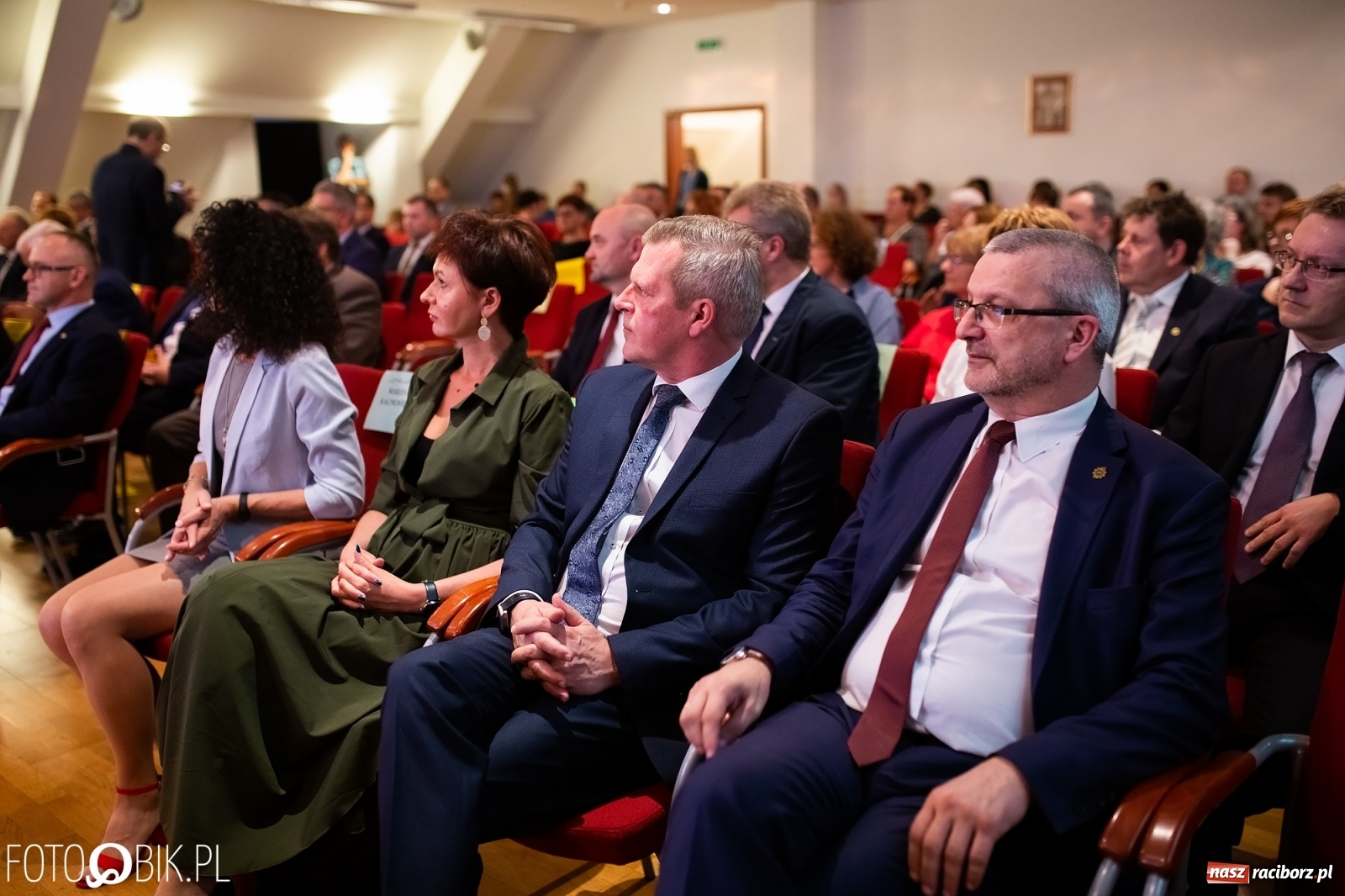 Zdjęcie w galerii na portalu naszraciborz.pl: Powiatowe obchody Dnia Edukacji Narodowej na Zamku Piastowskim wiadomości z regionu