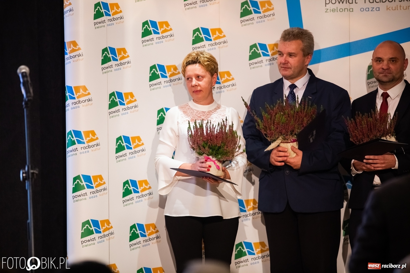 Zdjęcie w galerii na portalu naszraciborz.pl: Powiatowe obchody Dnia Edukacji Narodowej na Zamku Piastowskim wiadomości z regionu