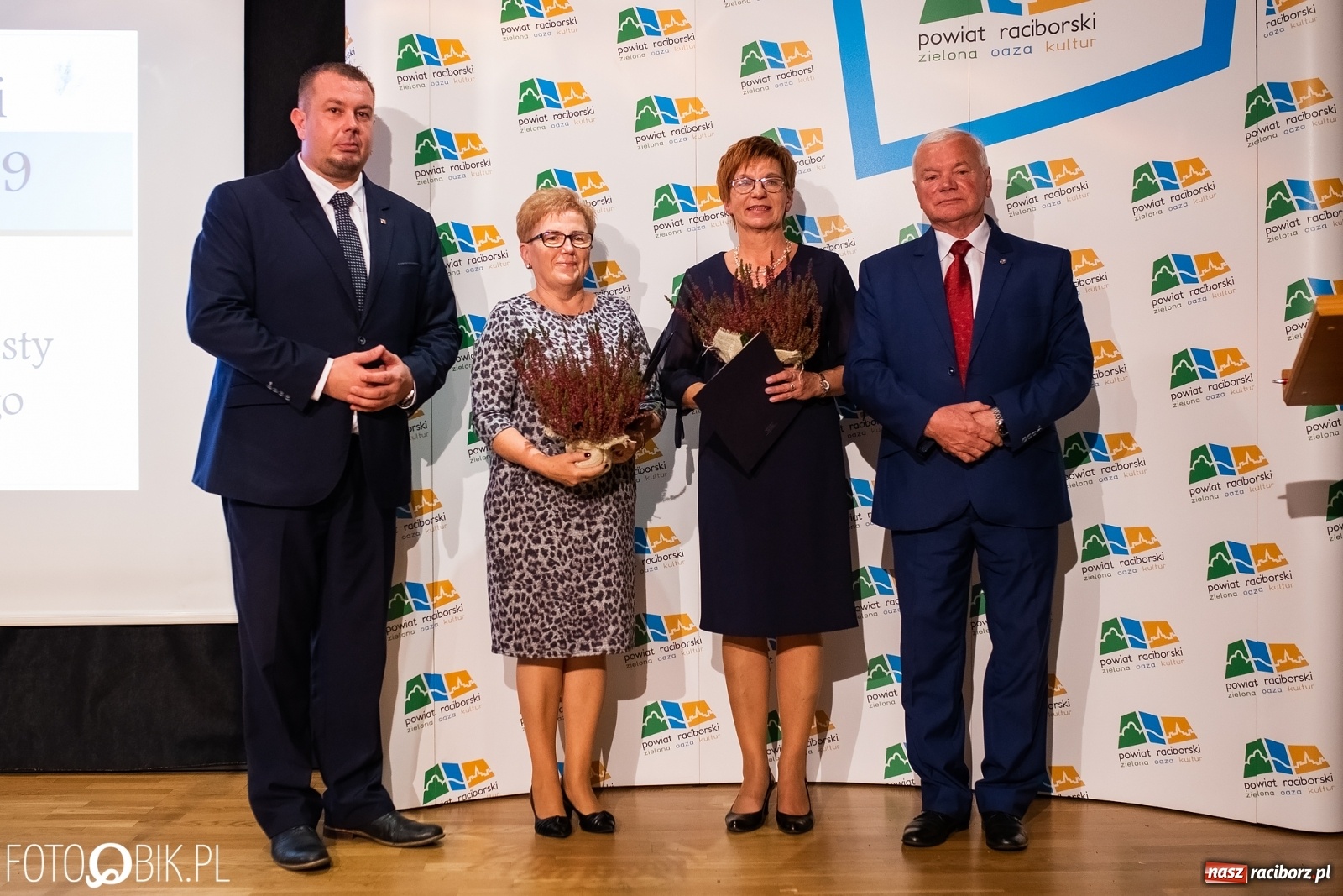 Zdjęcie w galerii na portalu naszraciborz.pl: Powiatowe obchody Dnia Edukacji Narodowej na Zamku Piastowskim wiadomości z regionu