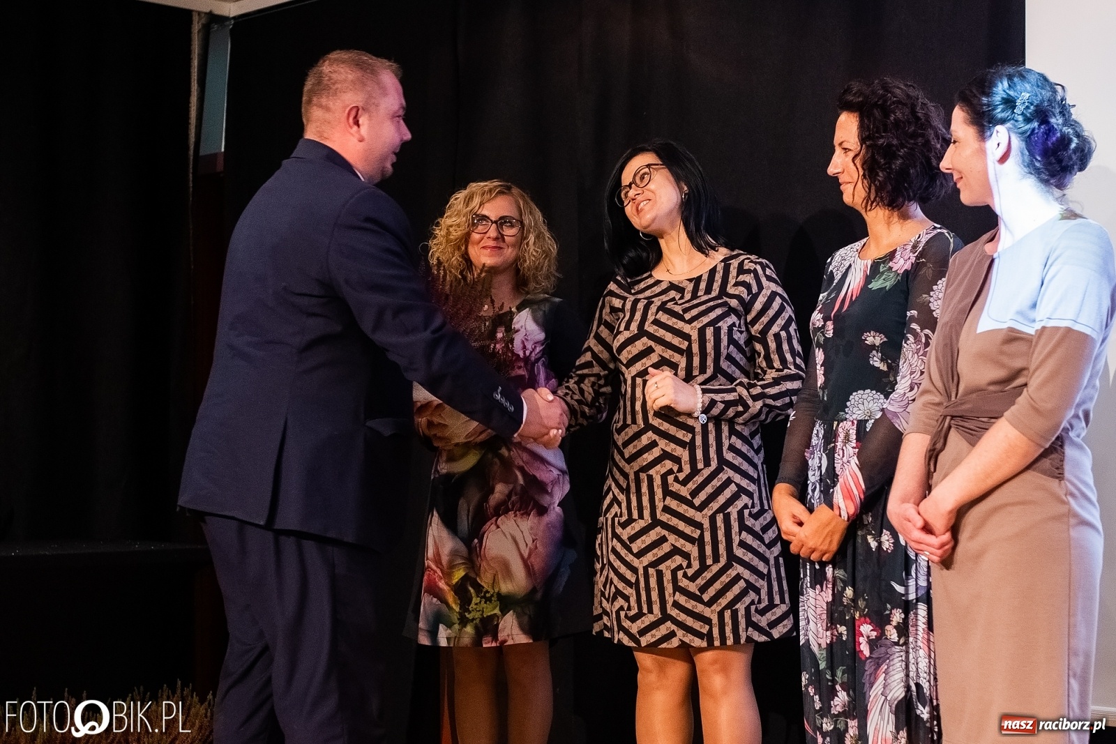 Zdjęcie w galerii na portalu naszraciborz.pl: Powiatowe obchody Dnia Edukacji Narodowej na Zamku Piastowskim wiadomości z regionu