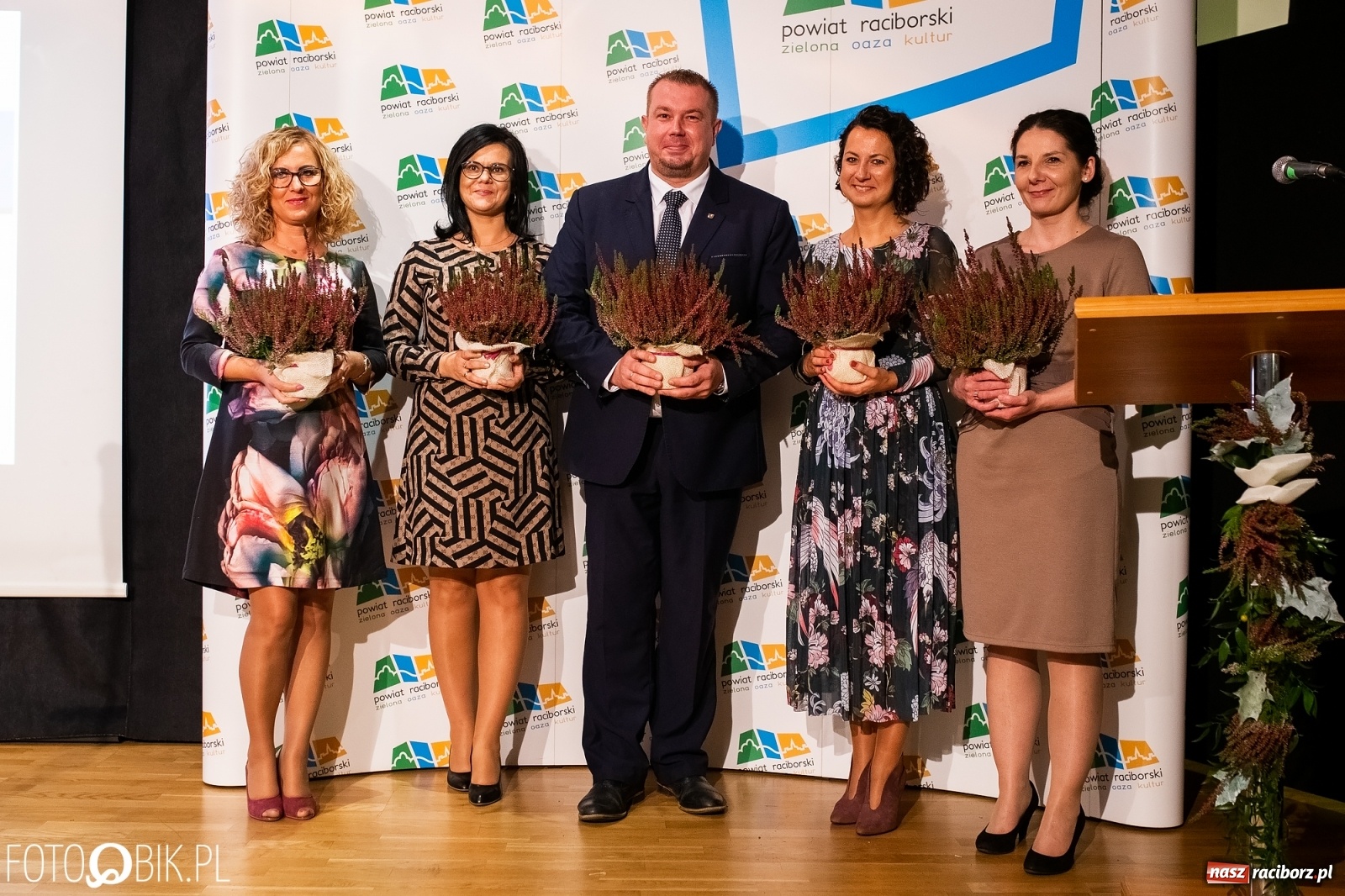 Zdjęcie w galerii na portalu naszraciborz.pl: Powiatowe obchody Dnia Edukacji Narodowej na Zamku Piastowskim wiadomości z regionu