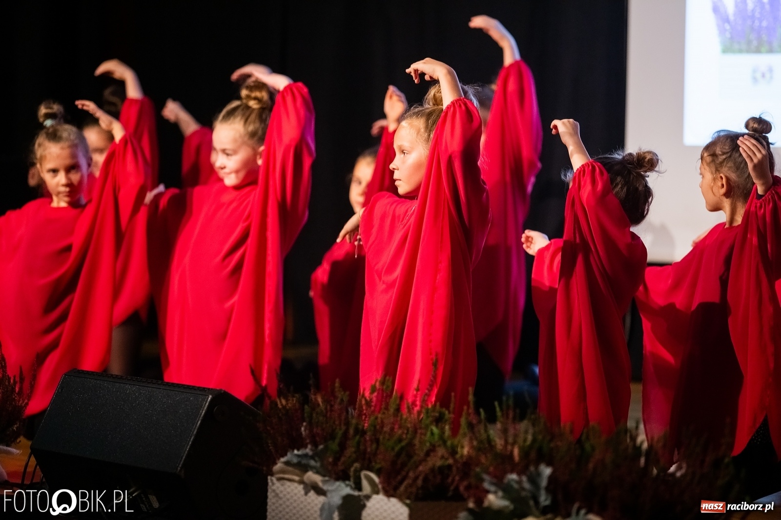 Zdjęcie w galerii na portalu naszraciborz.pl: Powiatowe obchody Dnia Edukacji Narodowej na Zamku Piastowskim wiadomości z regionu