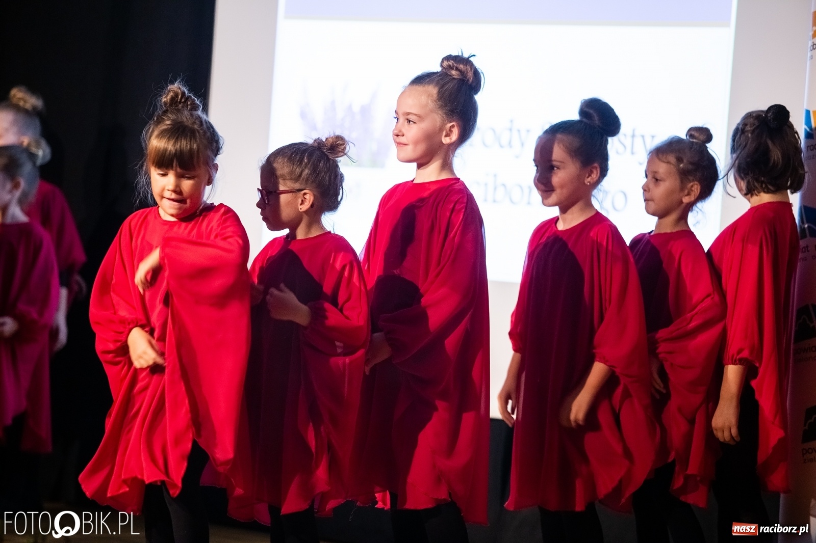 Zdjęcie w galerii na portalu naszraciborz.pl: Powiatowe obchody Dnia Edukacji Narodowej na Zamku Piastowskim wiadomości z regionu