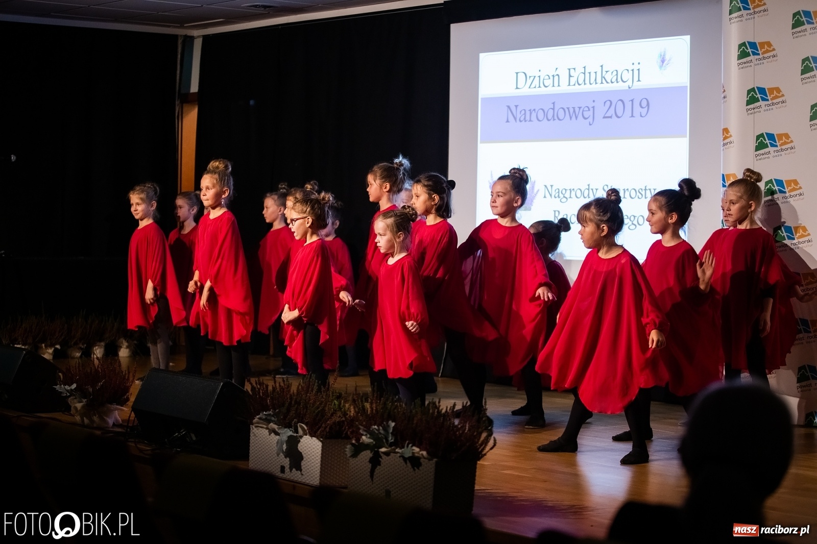 Zdjęcie w galerii na portalu naszraciborz.pl: Powiatowe obchody Dnia Edukacji Narodowej na Zamku Piastowskim wiadomości z regionu