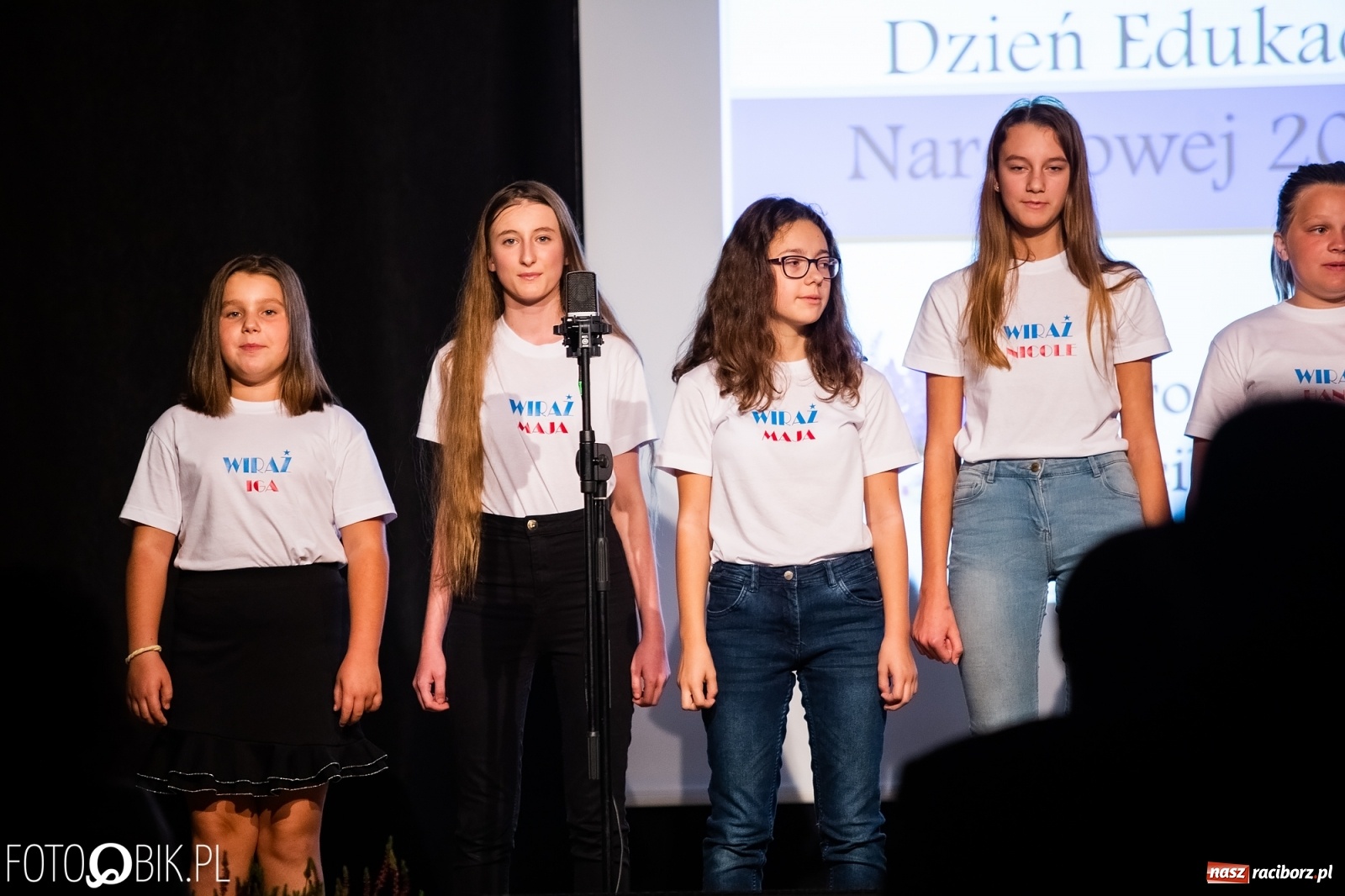 Zdjęcie w galerii na portalu naszraciborz.pl: Powiatowe obchody Dnia Edukacji Narodowej na Zamku Piastowskim wiadomości z regionu