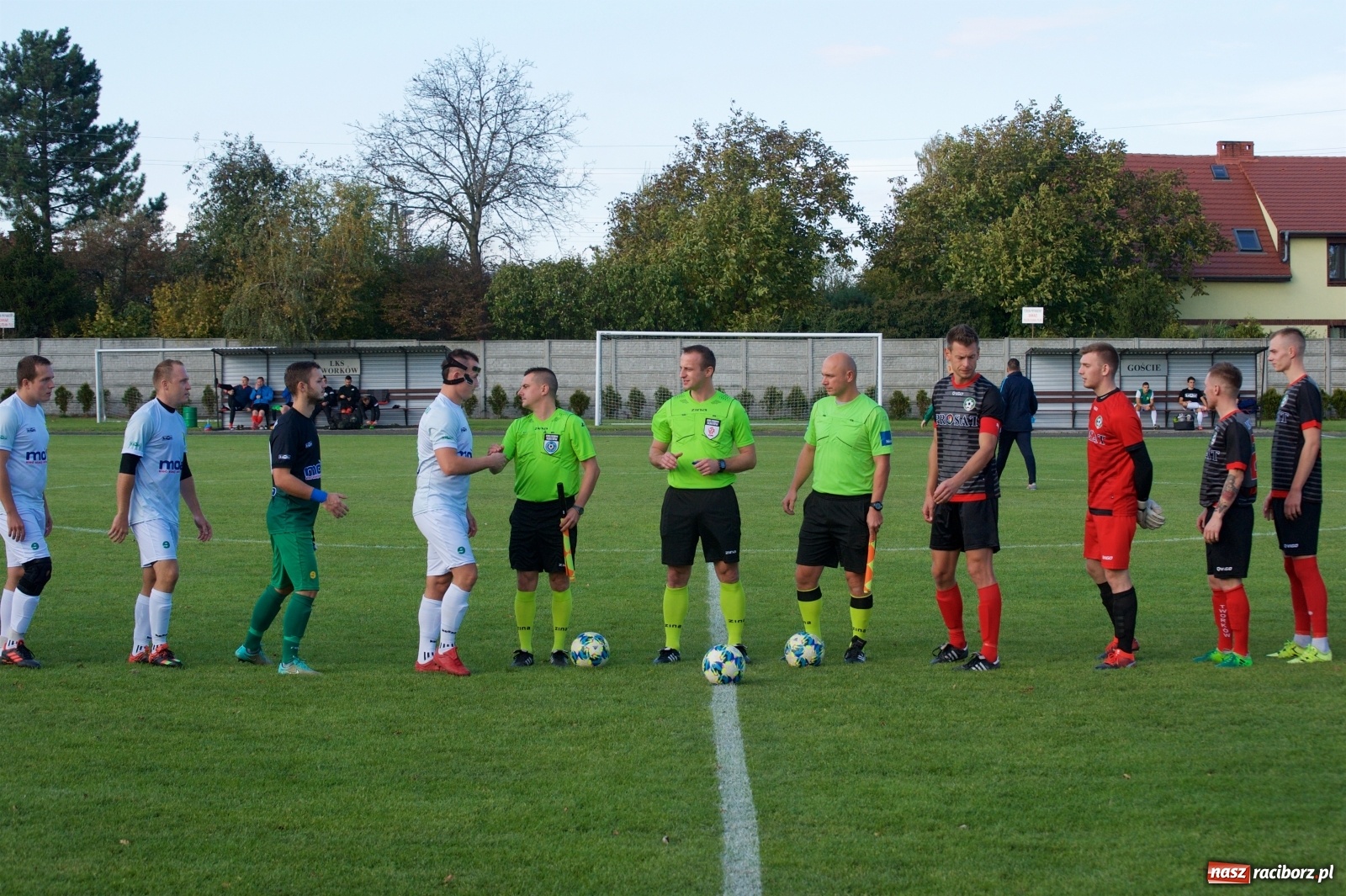 Zdjęcie w galerii na portalu naszraciborz.pl: Klasa okręgowa. Bez bramek w starciu beniaminków [FOTO] wiadomości z regionu