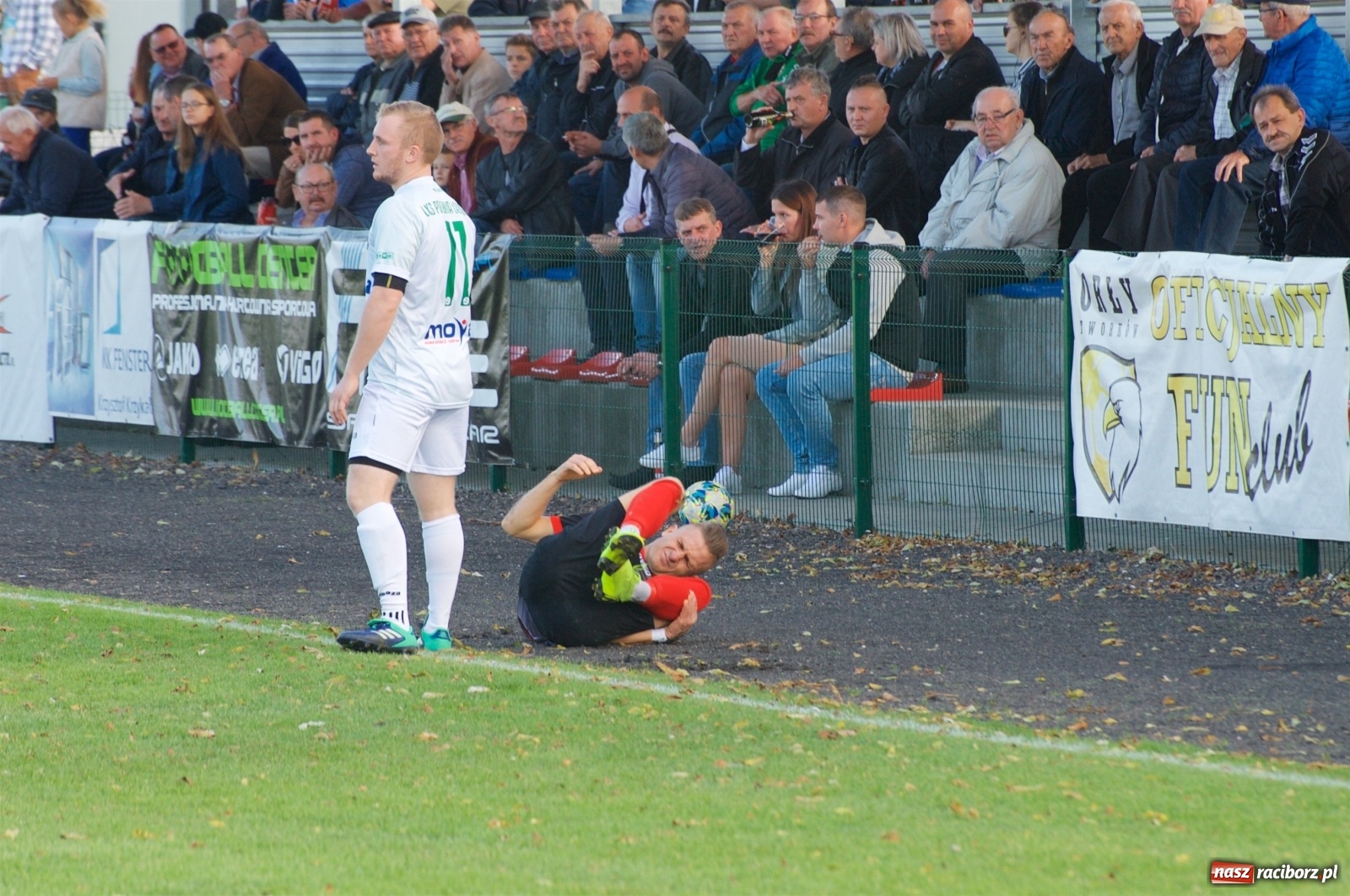 Zdjęcie w galerii na portalu naszraciborz.pl: Klasa okręgowa. Bez bramek w starciu beniaminków [FOTO] wiadomości z regionu