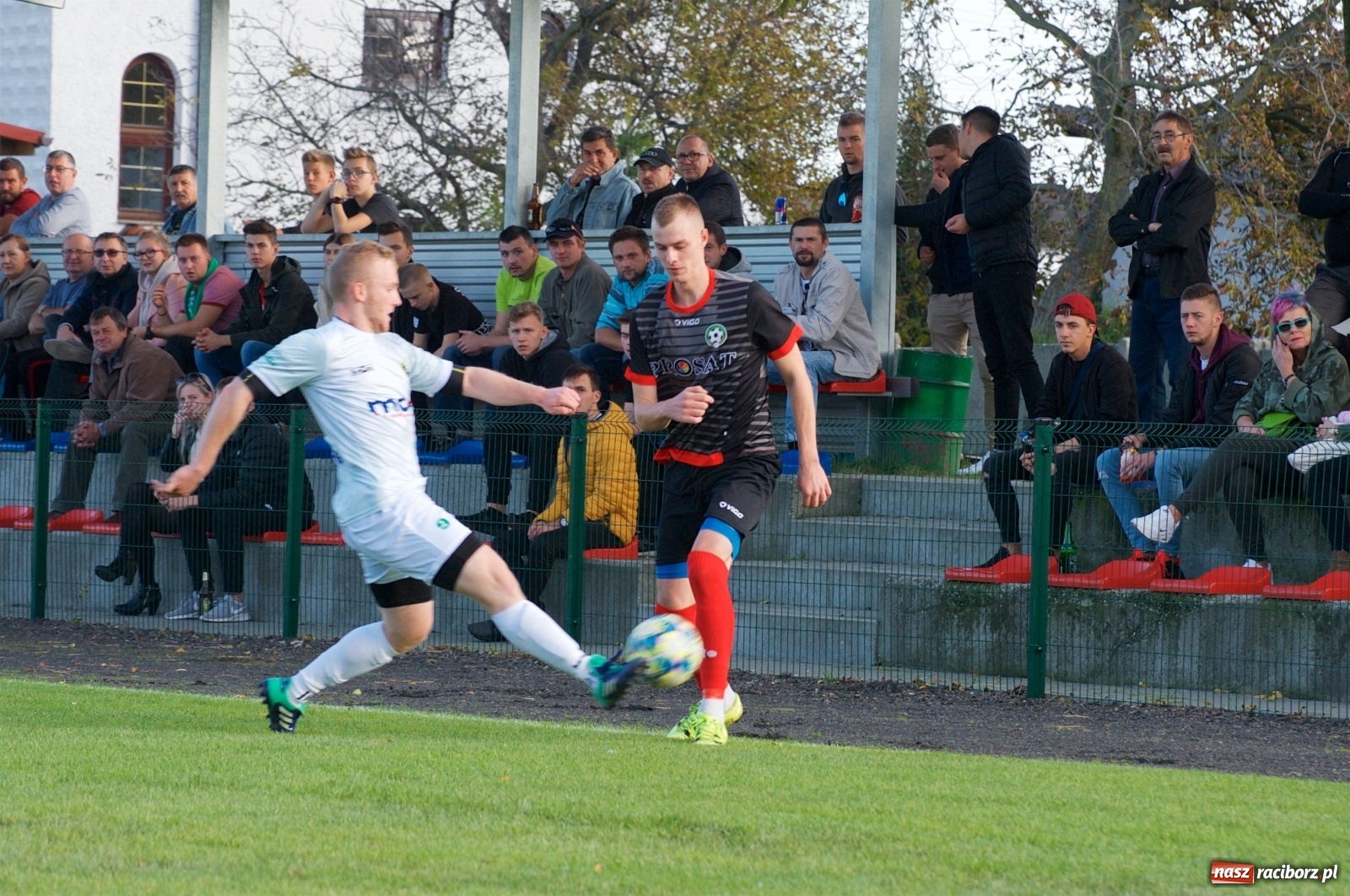 Zdjęcie w galerii na portalu naszraciborz.pl: Klasa okręgowa. Bez bramek w starciu beniaminków [FOTO] wiadomości z regionu