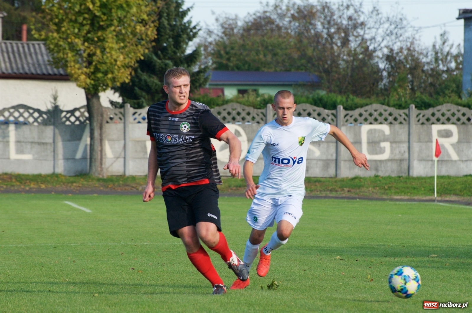 Zdjęcie w galerii na portalu naszraciborz.pl: Klasa okręgowa. Bez bramek w starciu beniaminków [FOTO] wiadomości z regionu