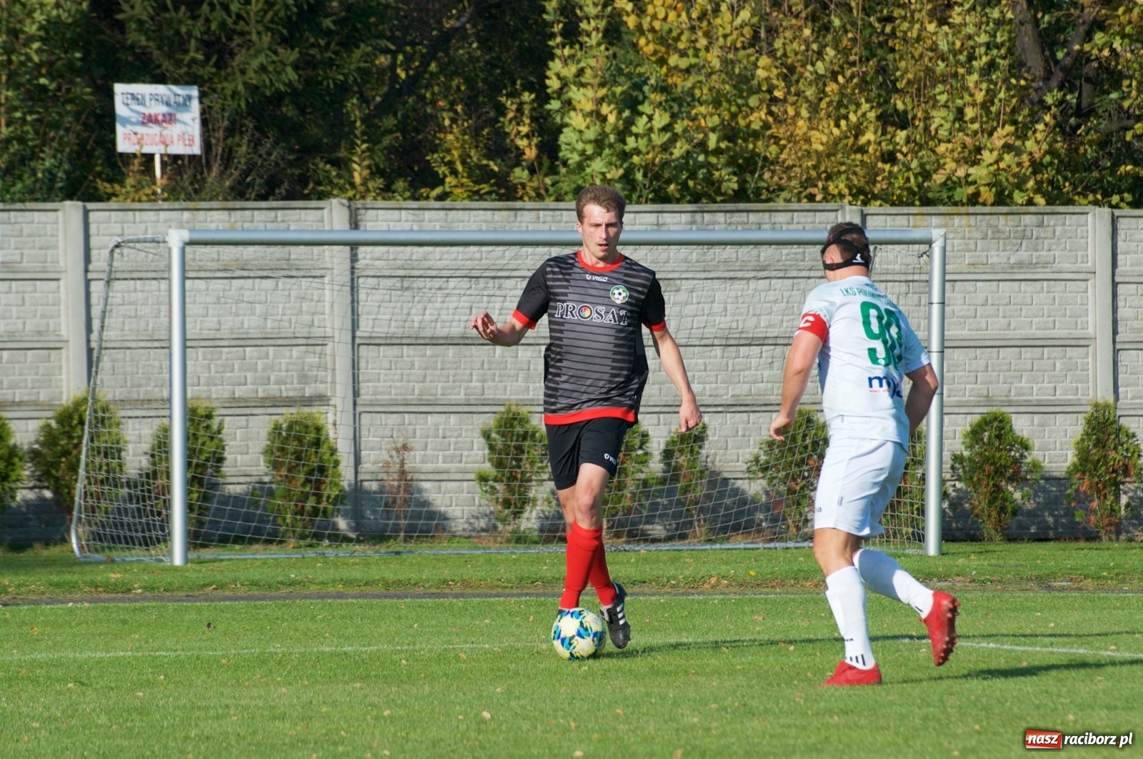 Zdjęcie w galerii na portalu naszraciborz.pl: Klasa okręgowa. Bez bramek w starciu beniaminków [FOTO] wiadomości z regionu